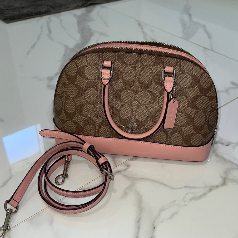 4 Coach Items Bundle - image 5